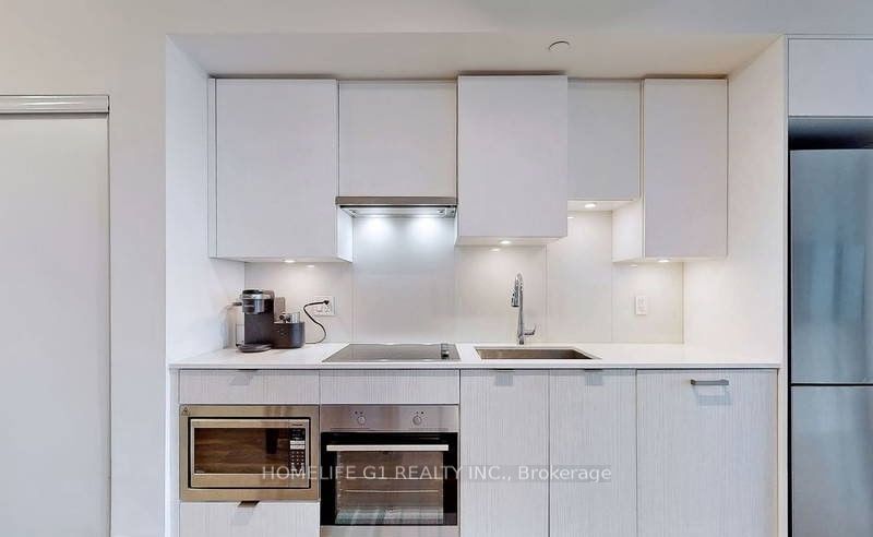 99 Broadway Avenue 3112 Property Photo 8