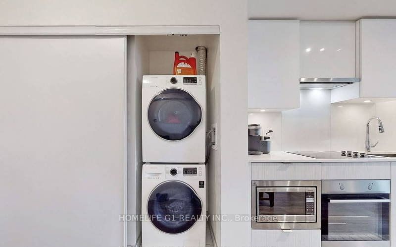 99 Broadway Avenue 3112 Property Photo 10