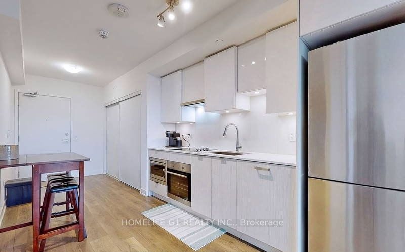99 Broadway Avenue 3112 Property Photo 11