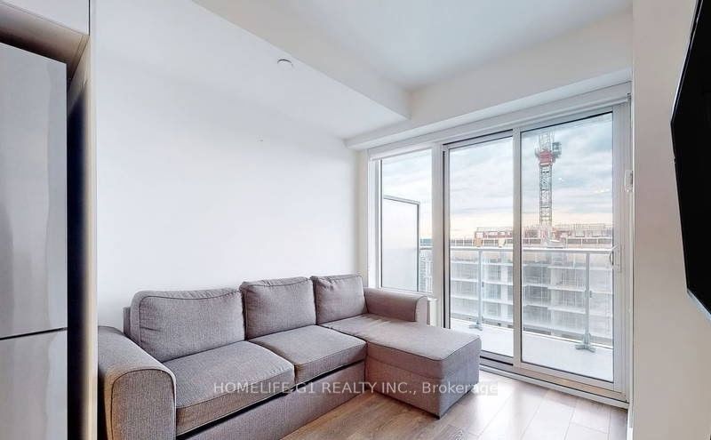 99 Broadway Avenue 3112 Property Photo 14