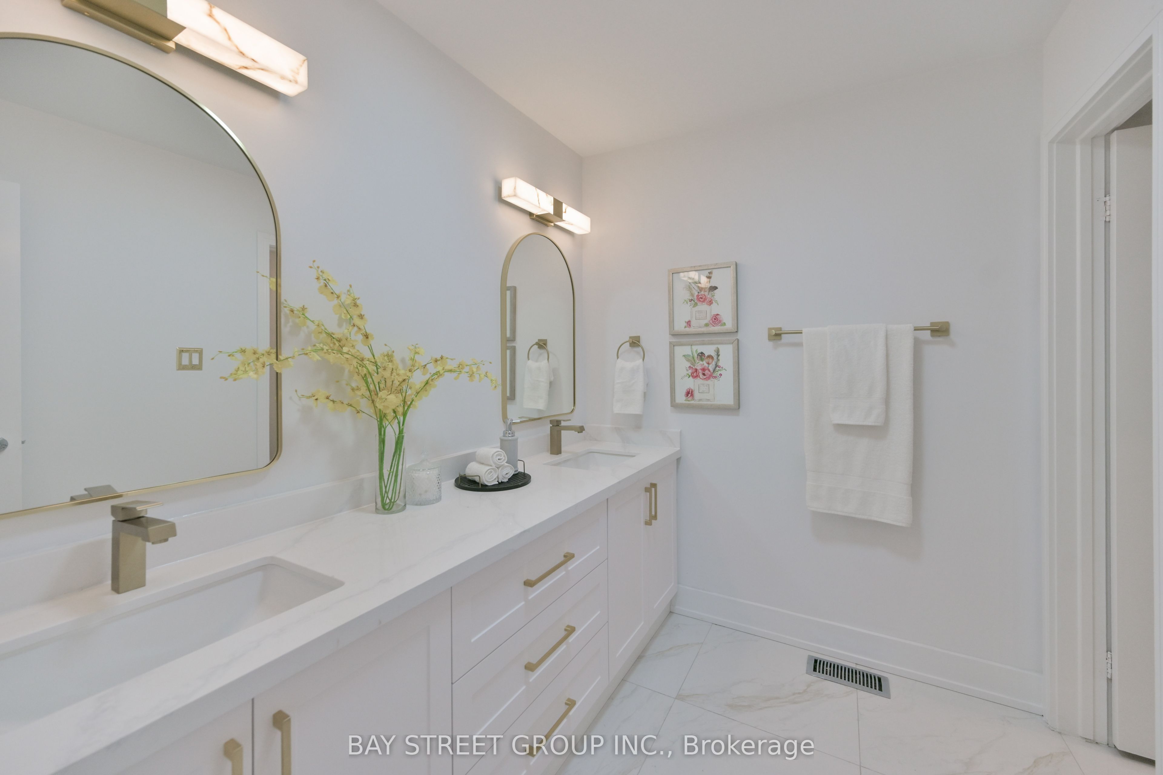 50 Owen Boulevard Property Photo 25