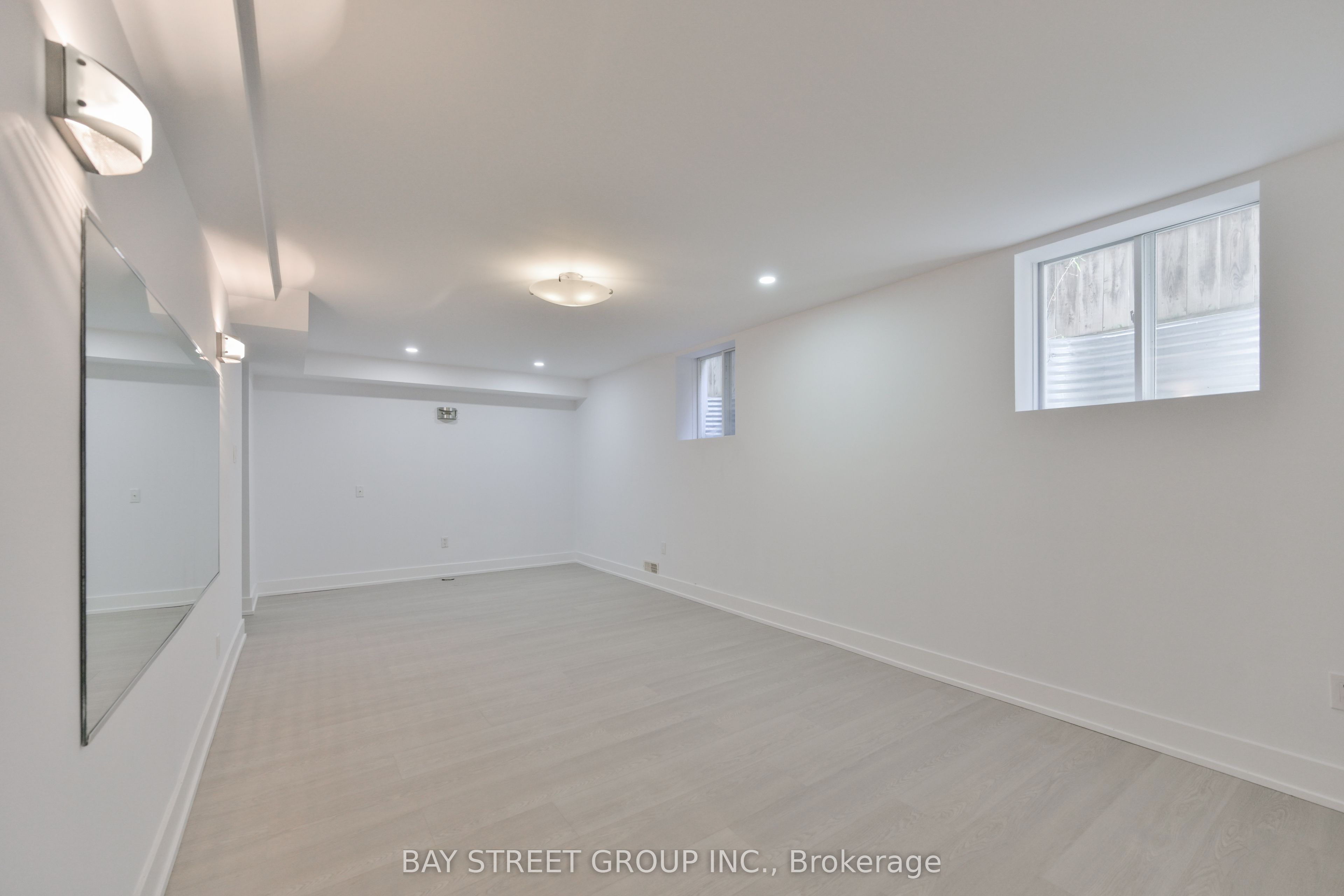 50 Owen Boulevard Property Photo 36