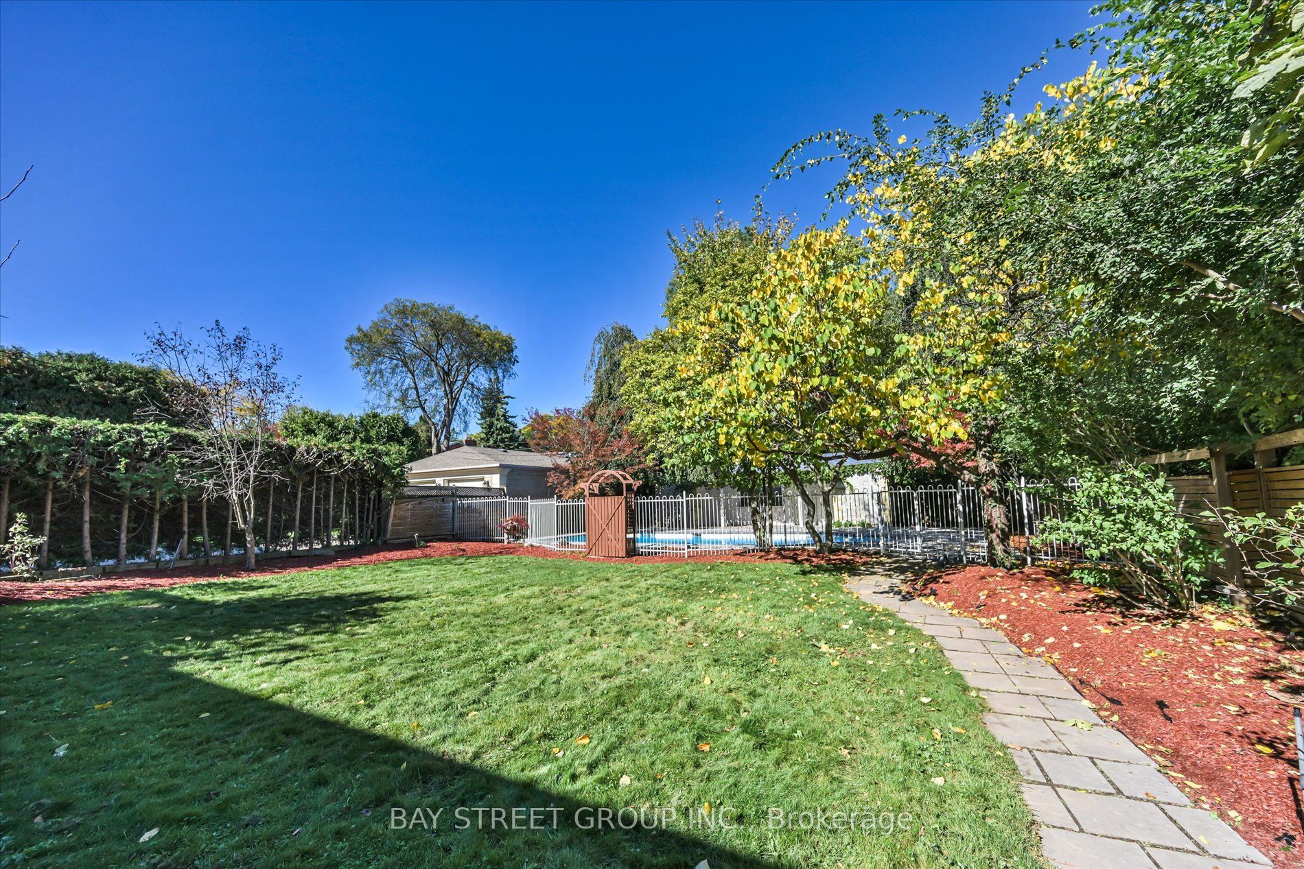 50 Owen Boulevard Property Photo 37