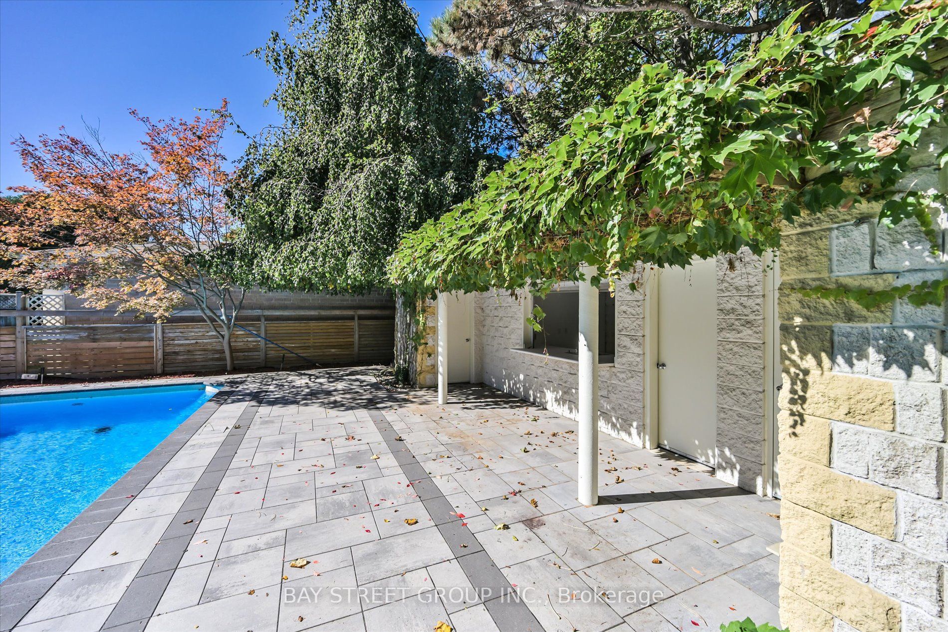 50 Owen Boulevard Property Photo 38