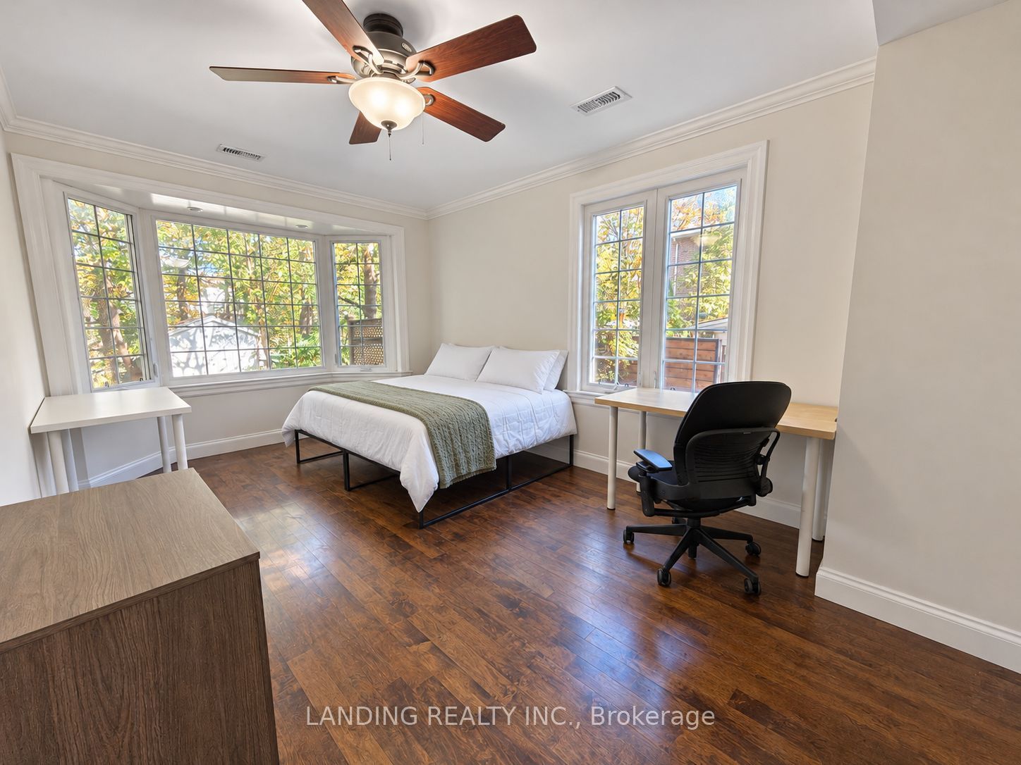 78 Glendora Avenue Property Photo 13