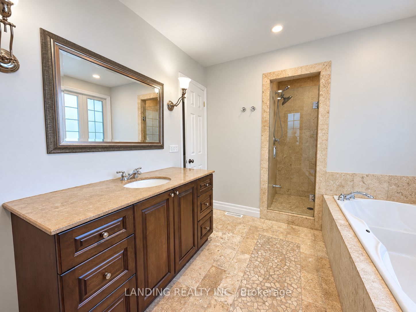 78 Glendora Avenue Property Photo 17