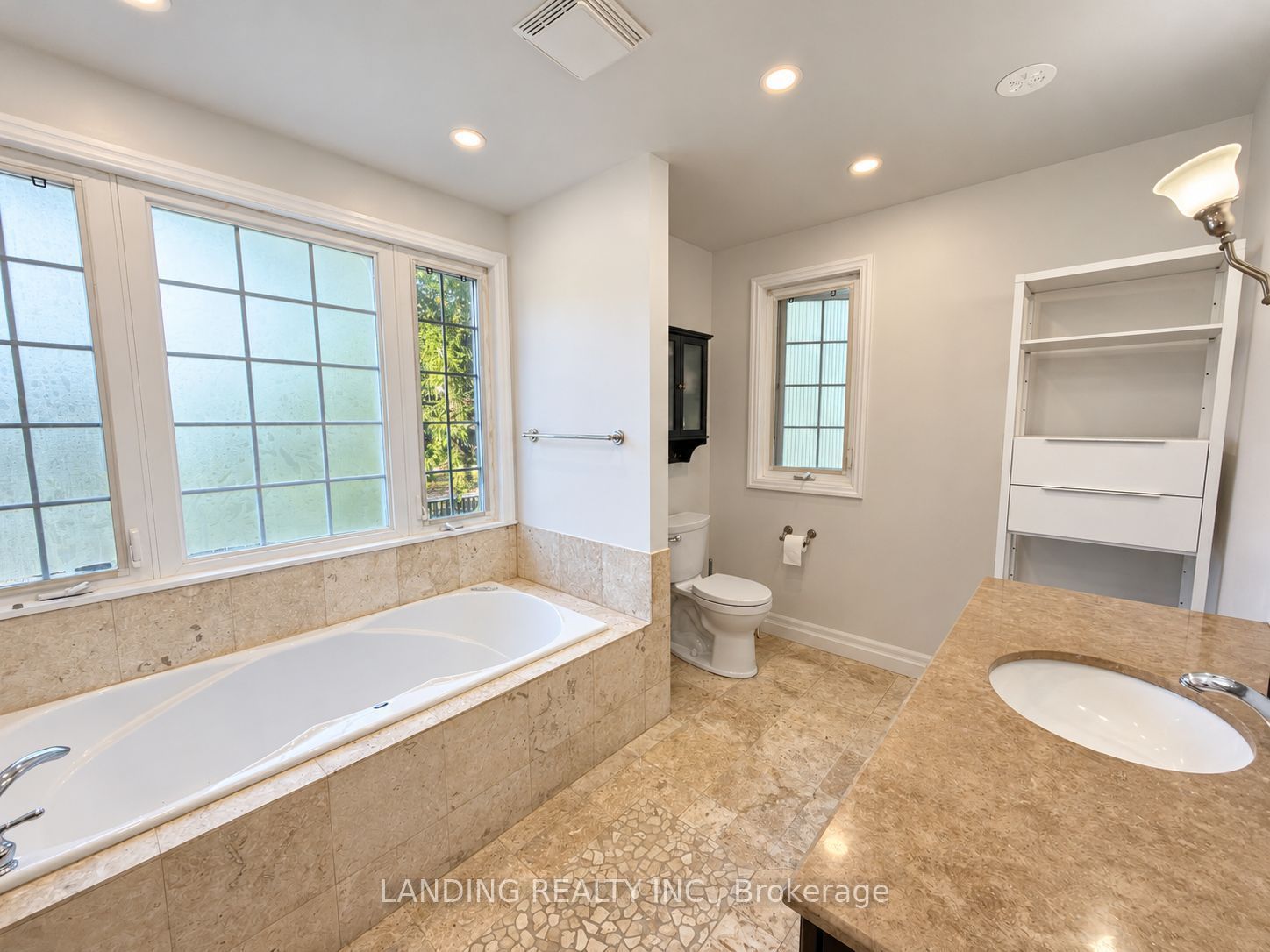 78 Glendora Avenue Property Photo 18