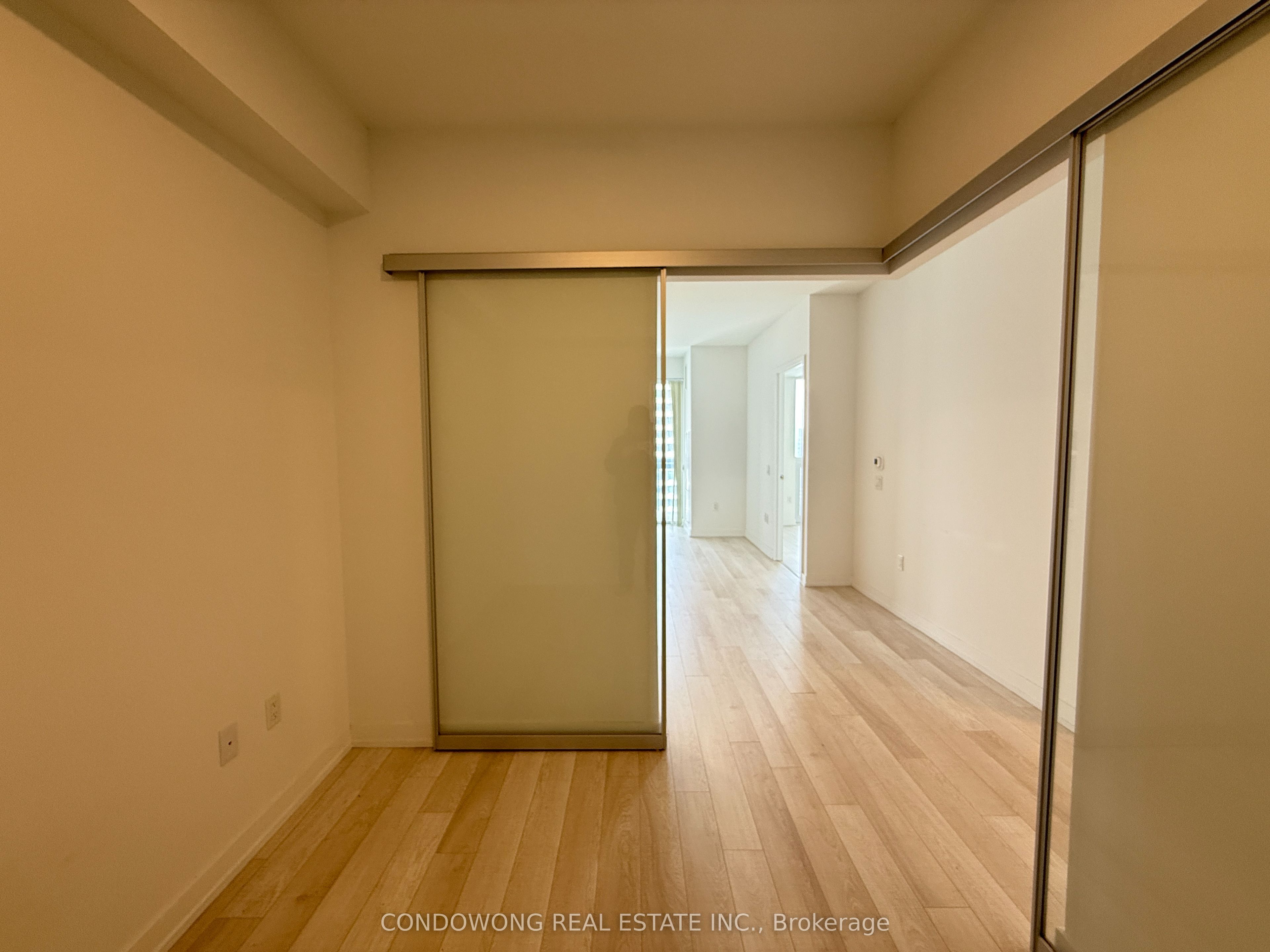 39 Roehampton Avenue 2901 Property Photo 8