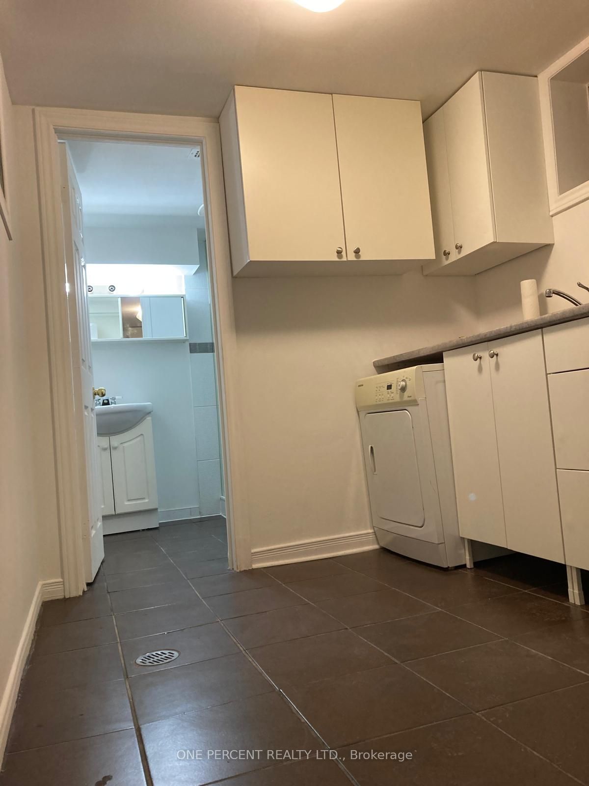 2b Dornfell Street Basement Property Photo 13
