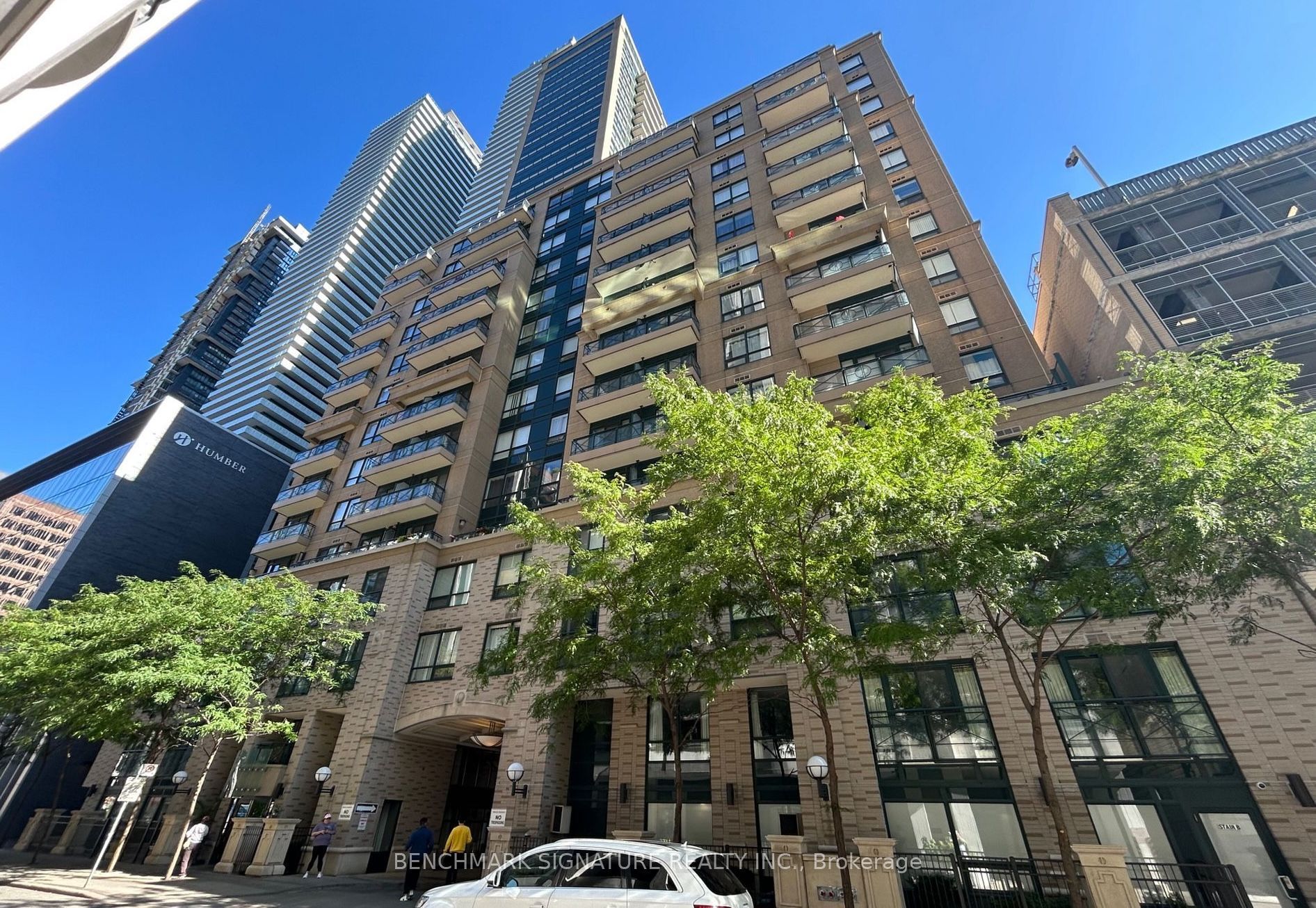 35 Hayden Street 503 Property Photo 1