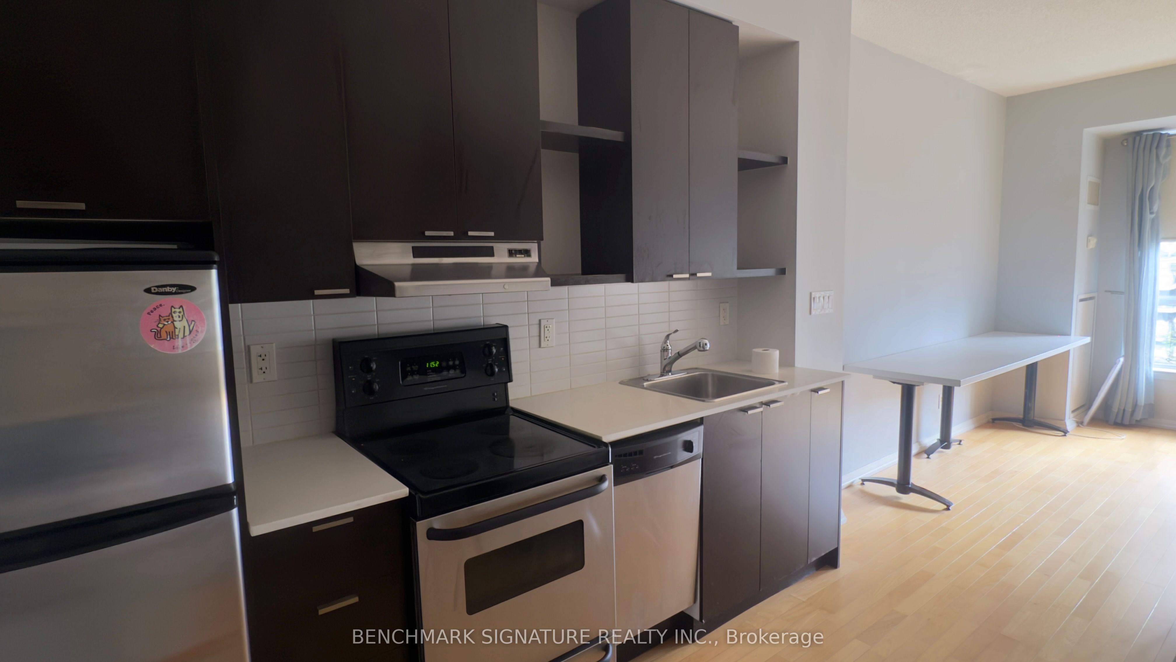 35 Hayden Street 503 Property Photo 7