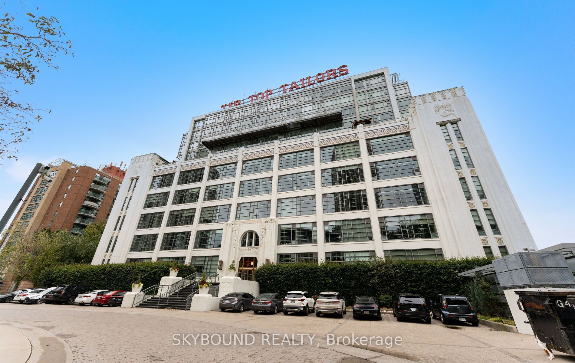 637 Lake Shore Boulevard W 524 Property Photo 1
