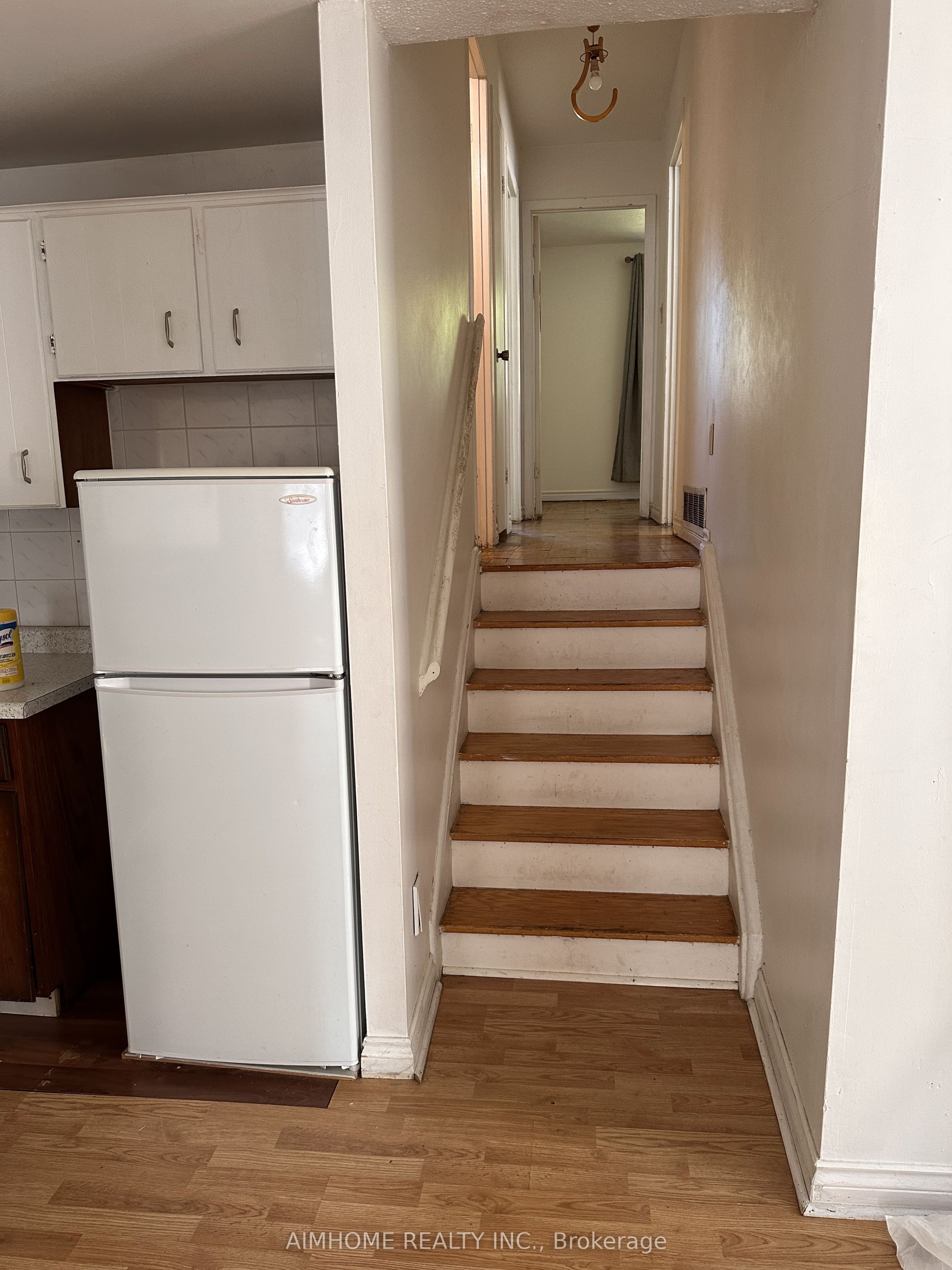302 Cliffwood Road Property Photo 6