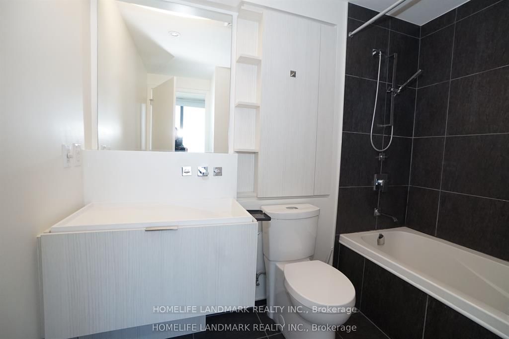 101 Charles Street E 3510 Property Photo 10