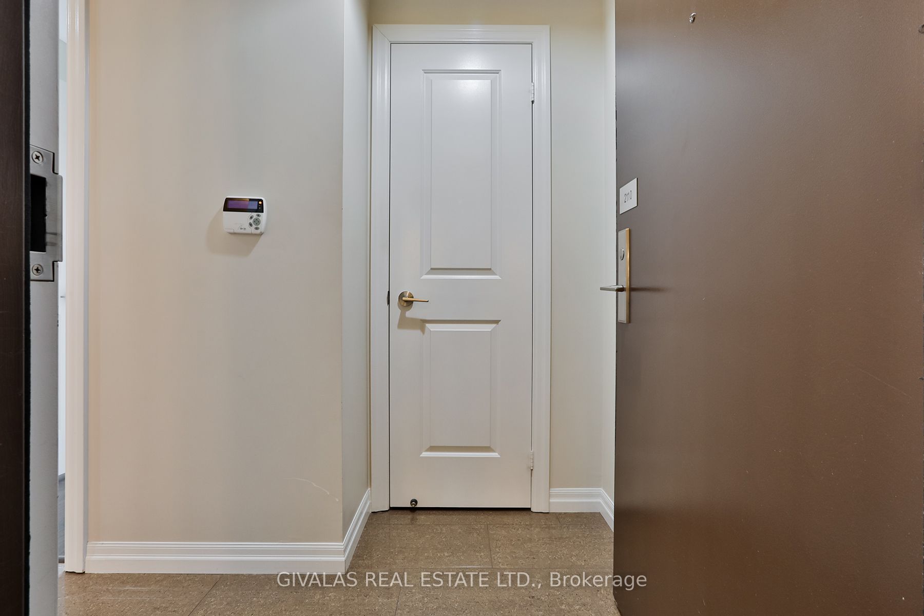30 Herons Hill Way 2110 Property Photo 4