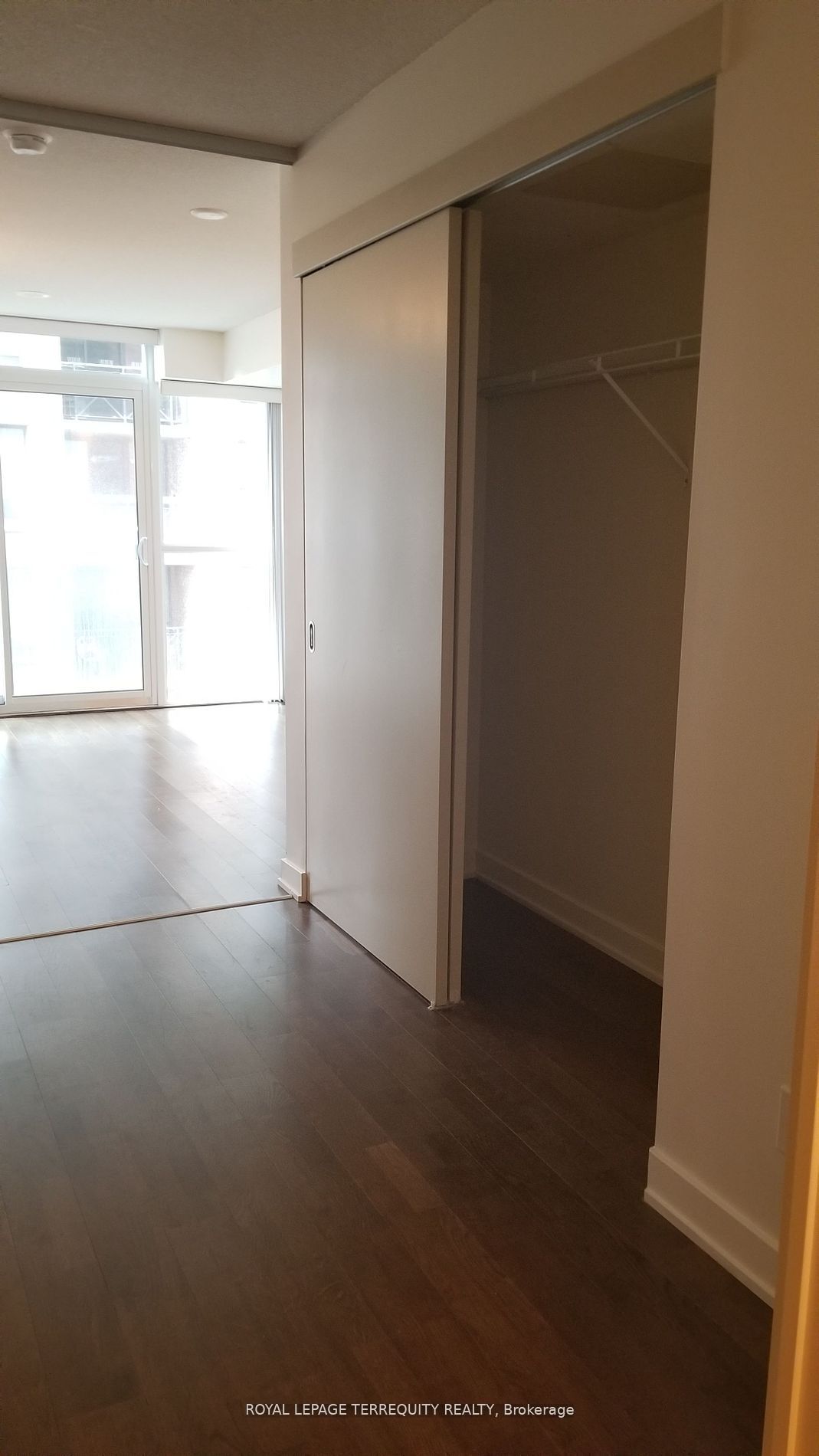 126 Simcoe Street 505 Property Photo 19