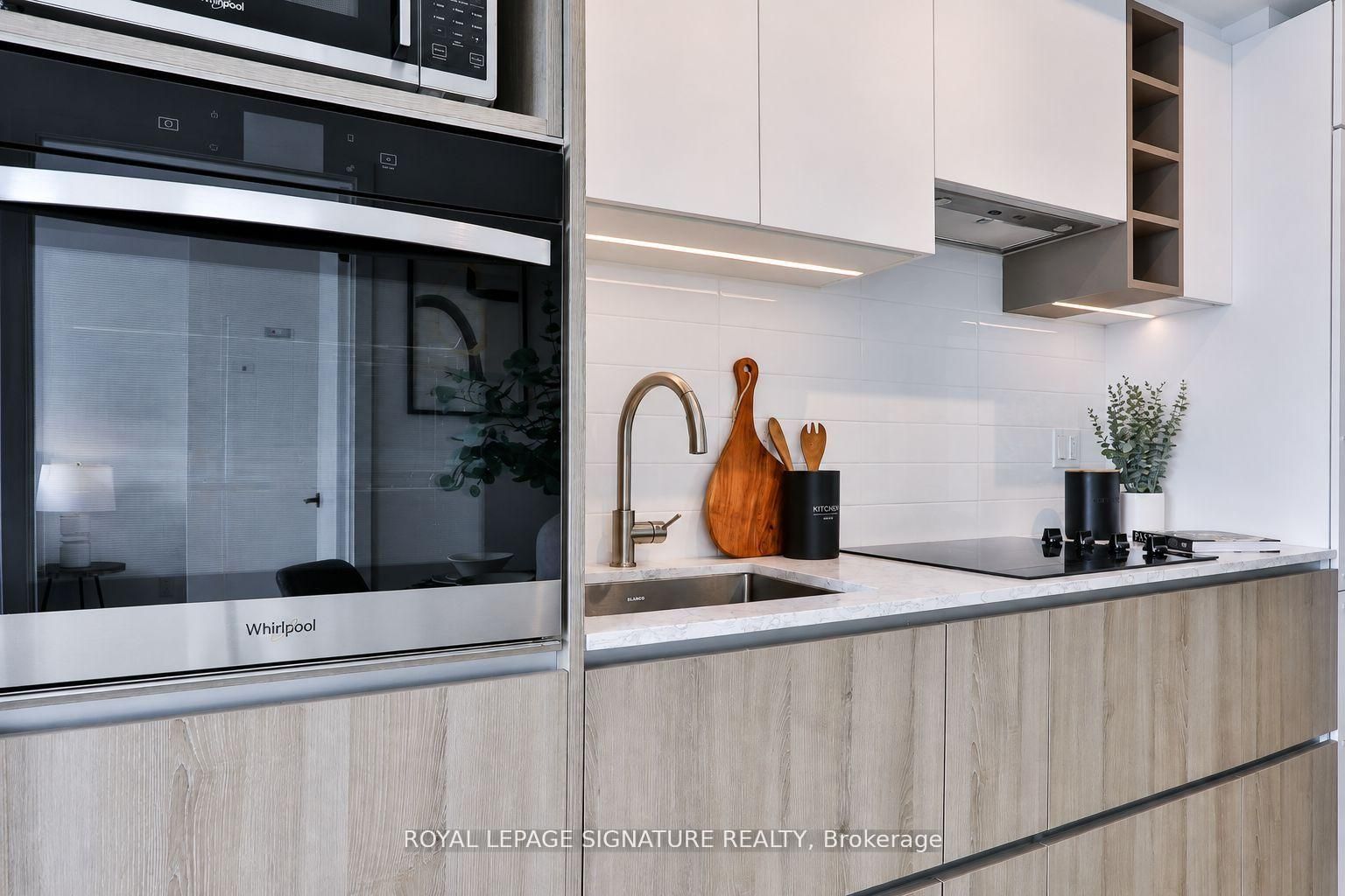 319 Jarvis Street 2916 Property Photo 8