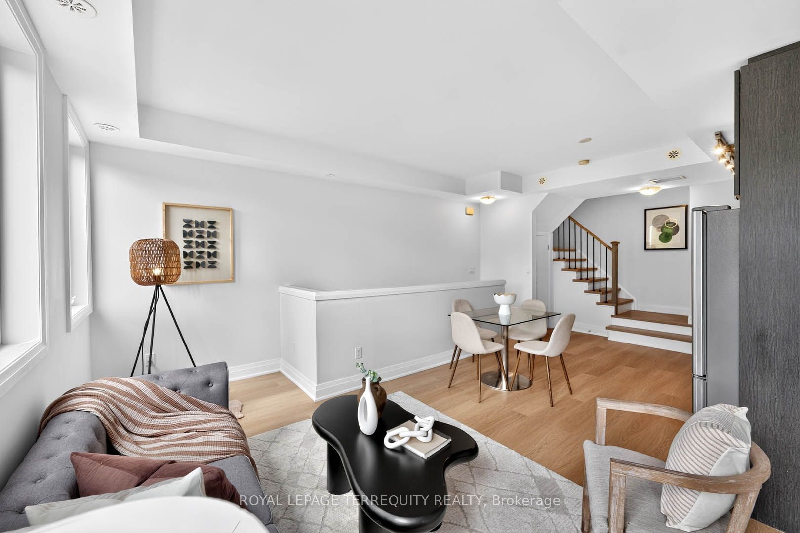 780 Sheppard Avenue E 16 Property Photo 11