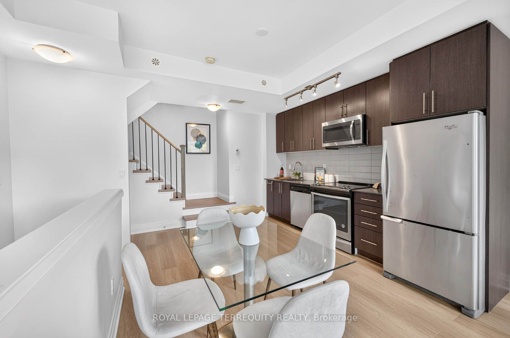 780 Sheppard Avenue E 16 Property Photo 14