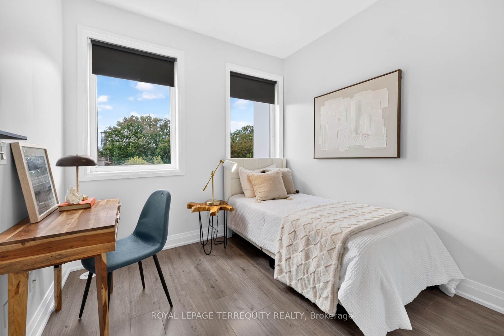 780 Sheppard Avenue E 16 Property Photo 25