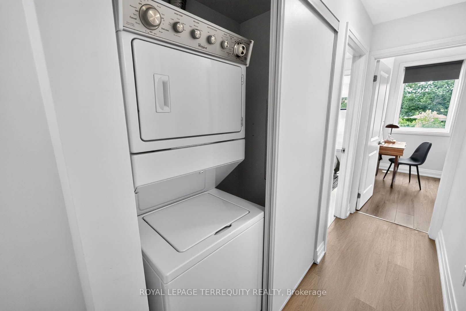 780 Sheppard Avenue E 16 Property Photo 28