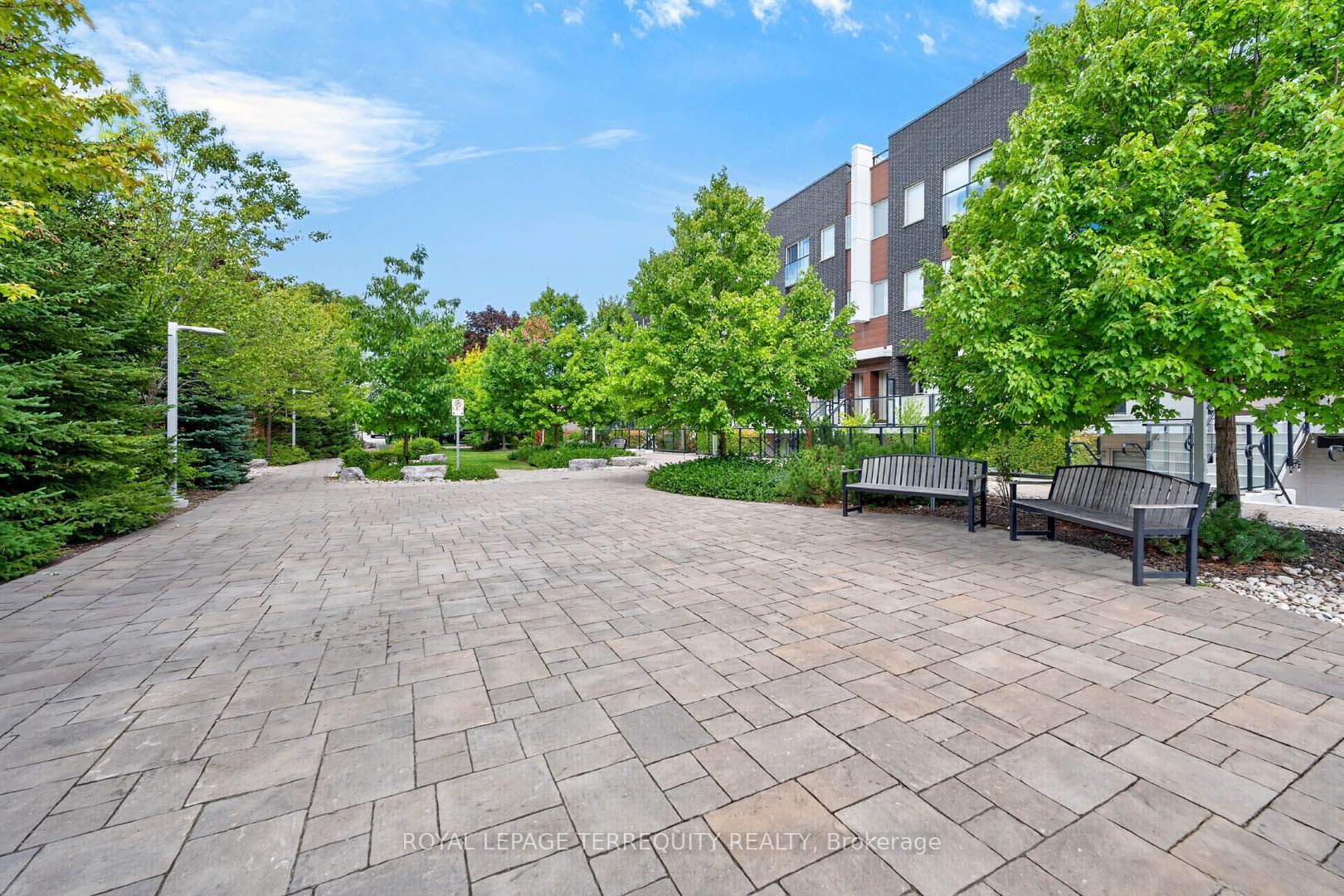 780 Sheppard Avenue E 16 Property Photo 40