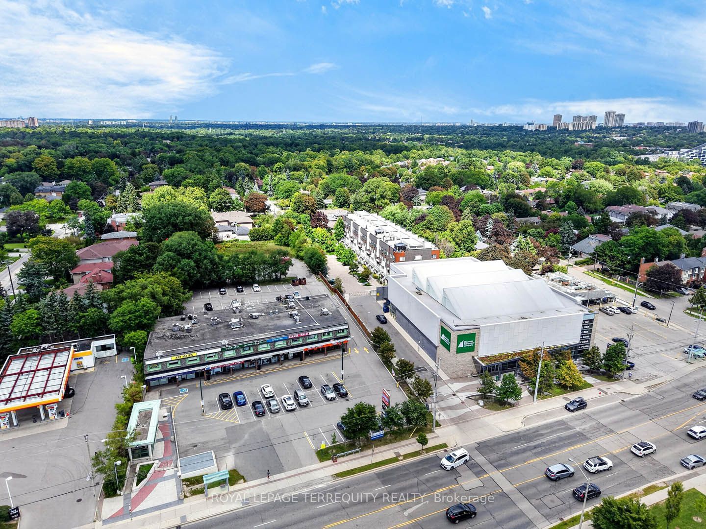 780 Sheppard Avenue E 16 Property Photo 46