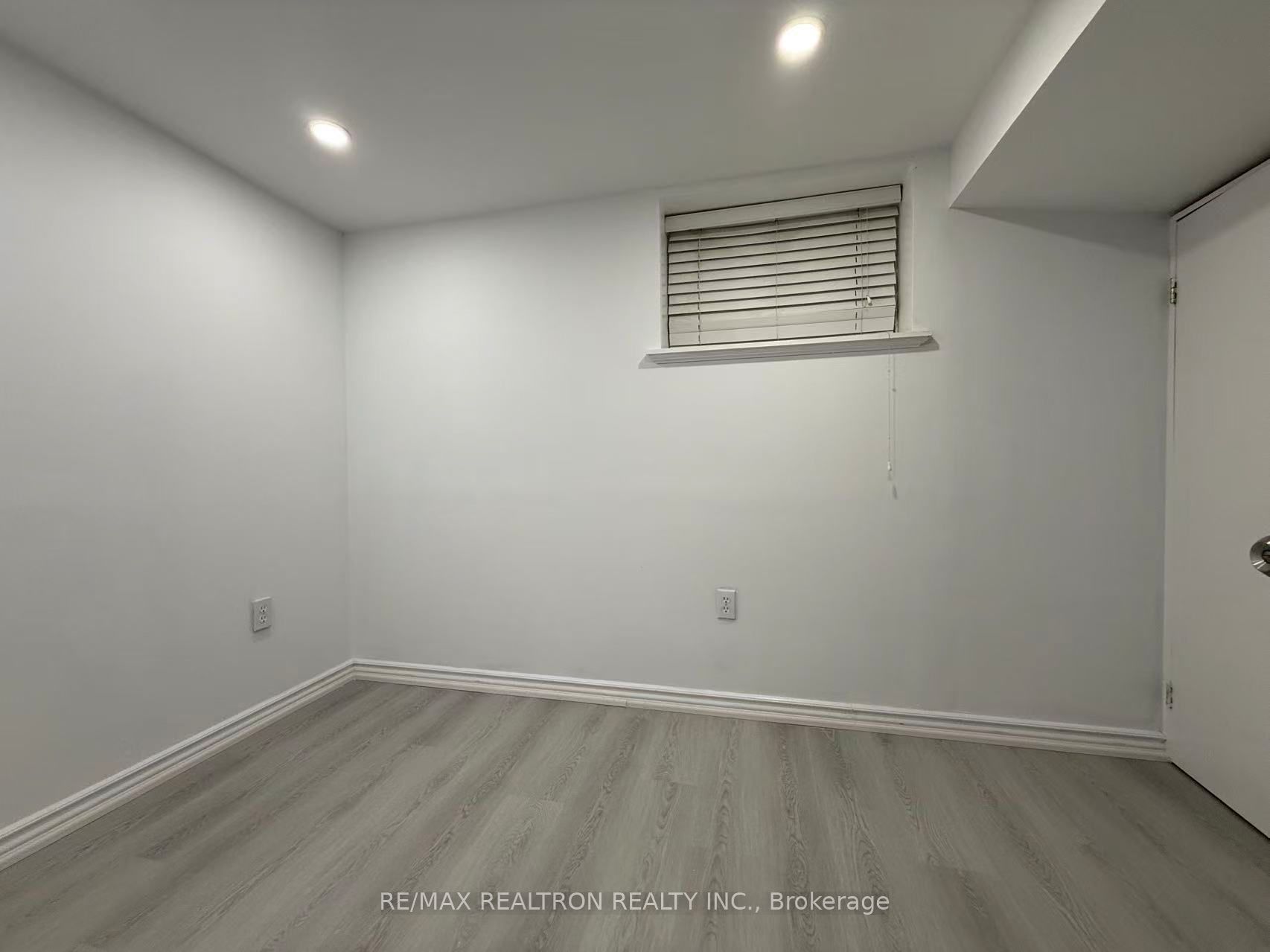223 Pleasant Avenue Bsmt Property Photo 6