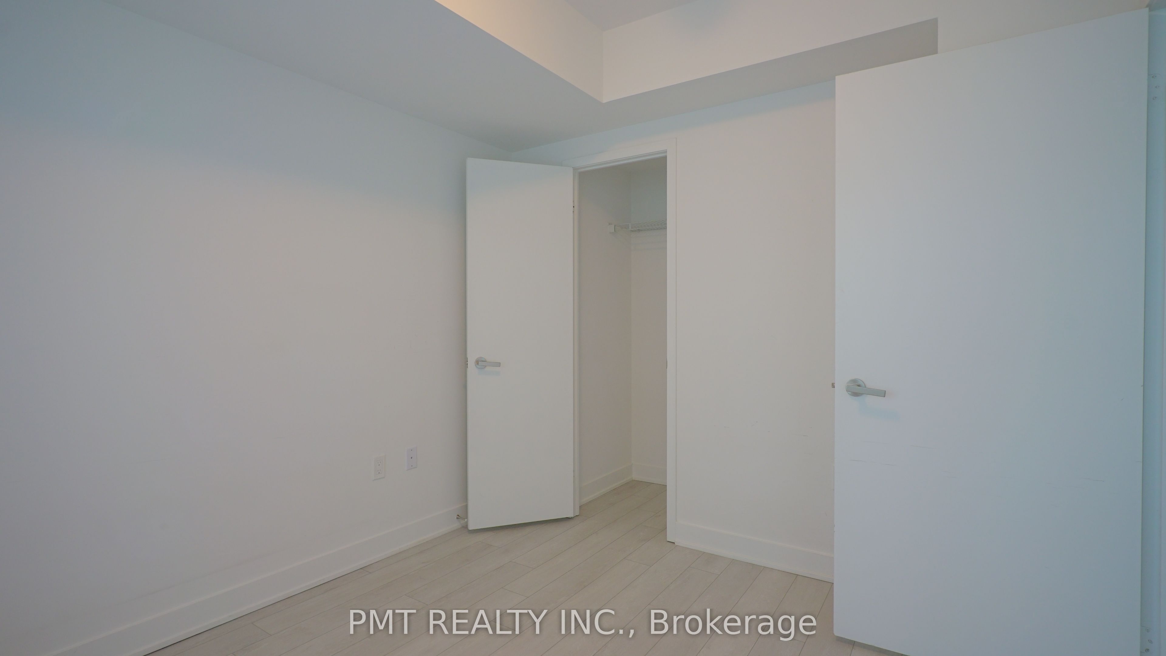 99 Broadway Avenue 1708 Property Photo 11