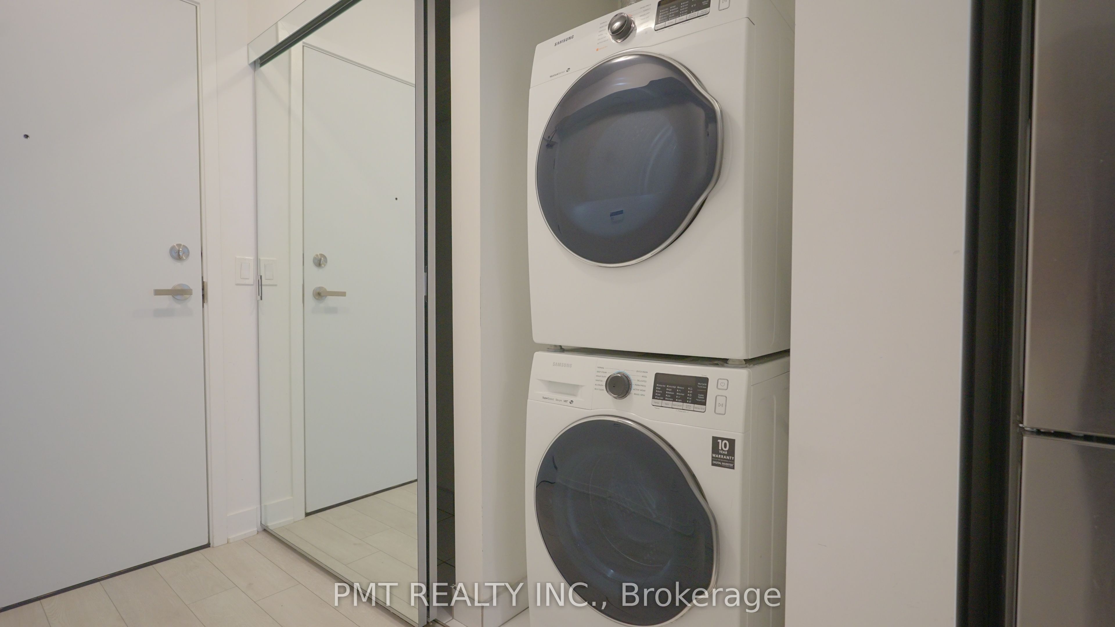 99 Broadway Avenue 1708 Property Photo 15
