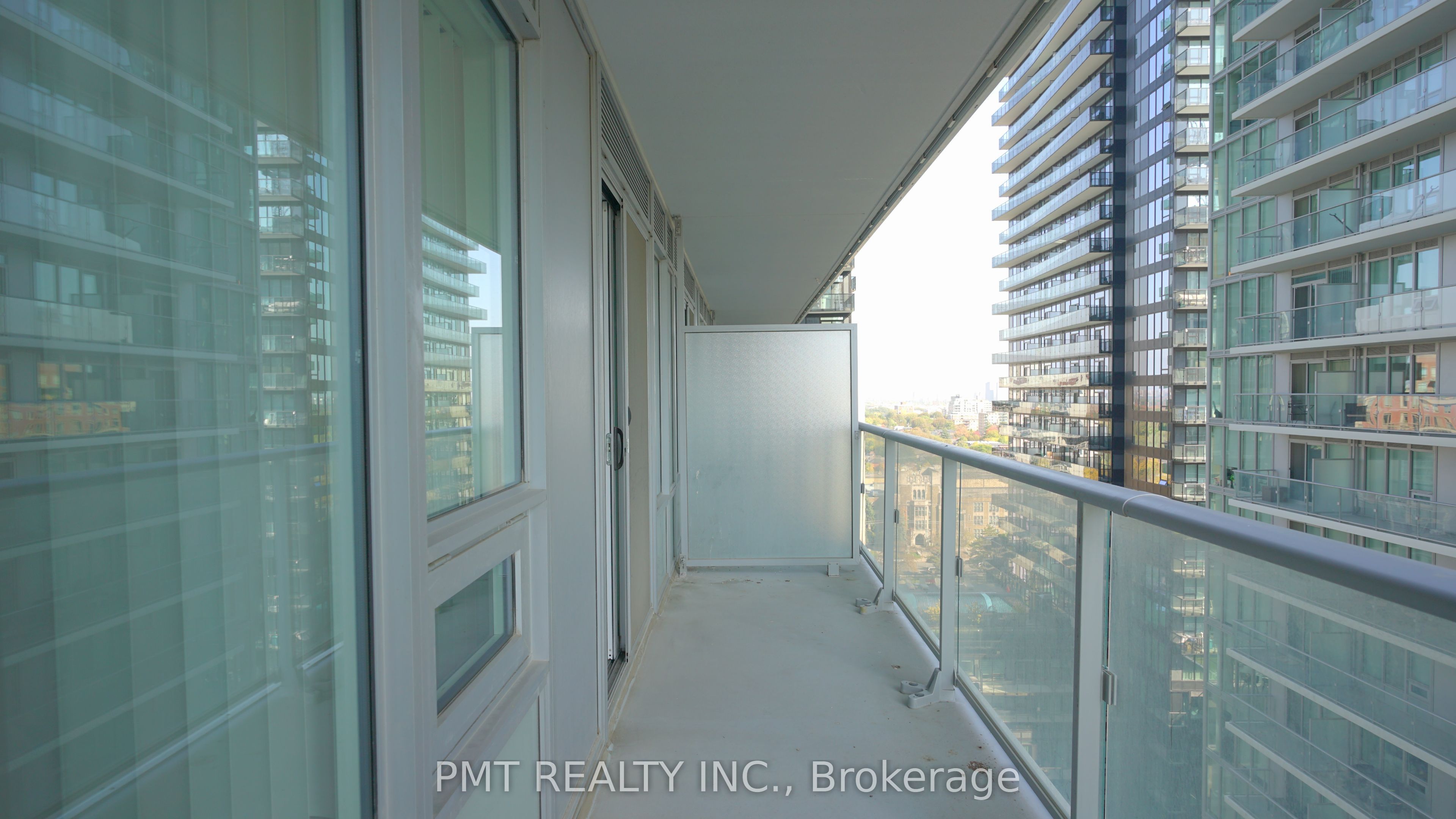 99 Broadway Avenue 1708 Property Photo 17