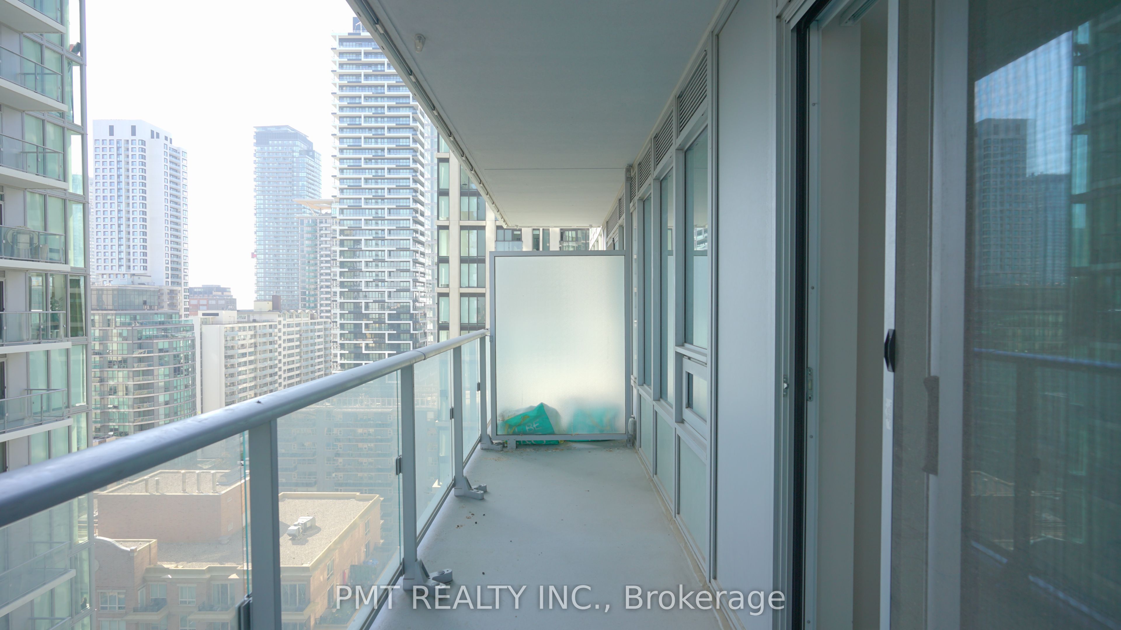 99 Broadway Avenue 1708 Property Photo 20