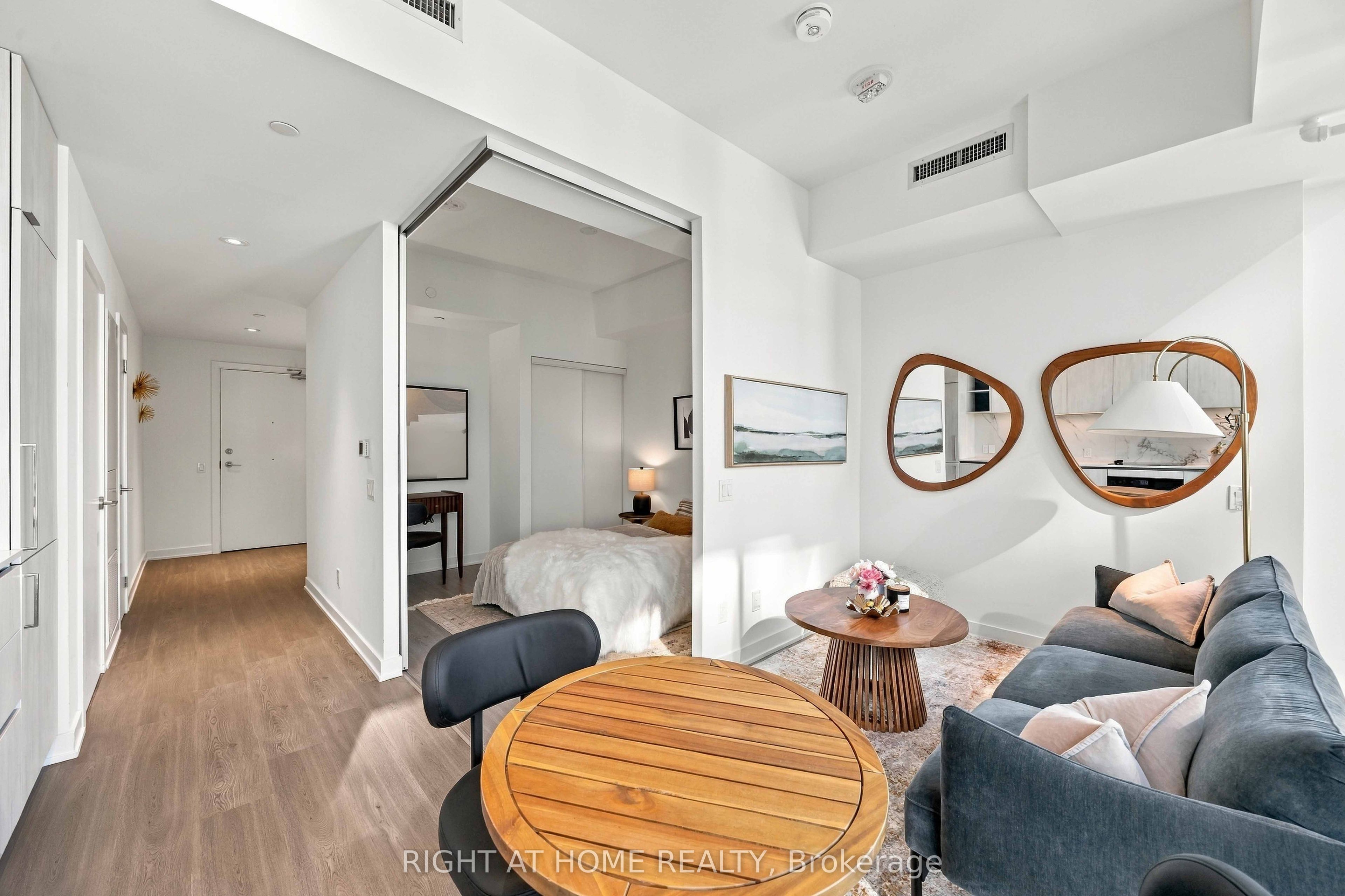 8 Wellesley Street W 5205 Property Photo 13