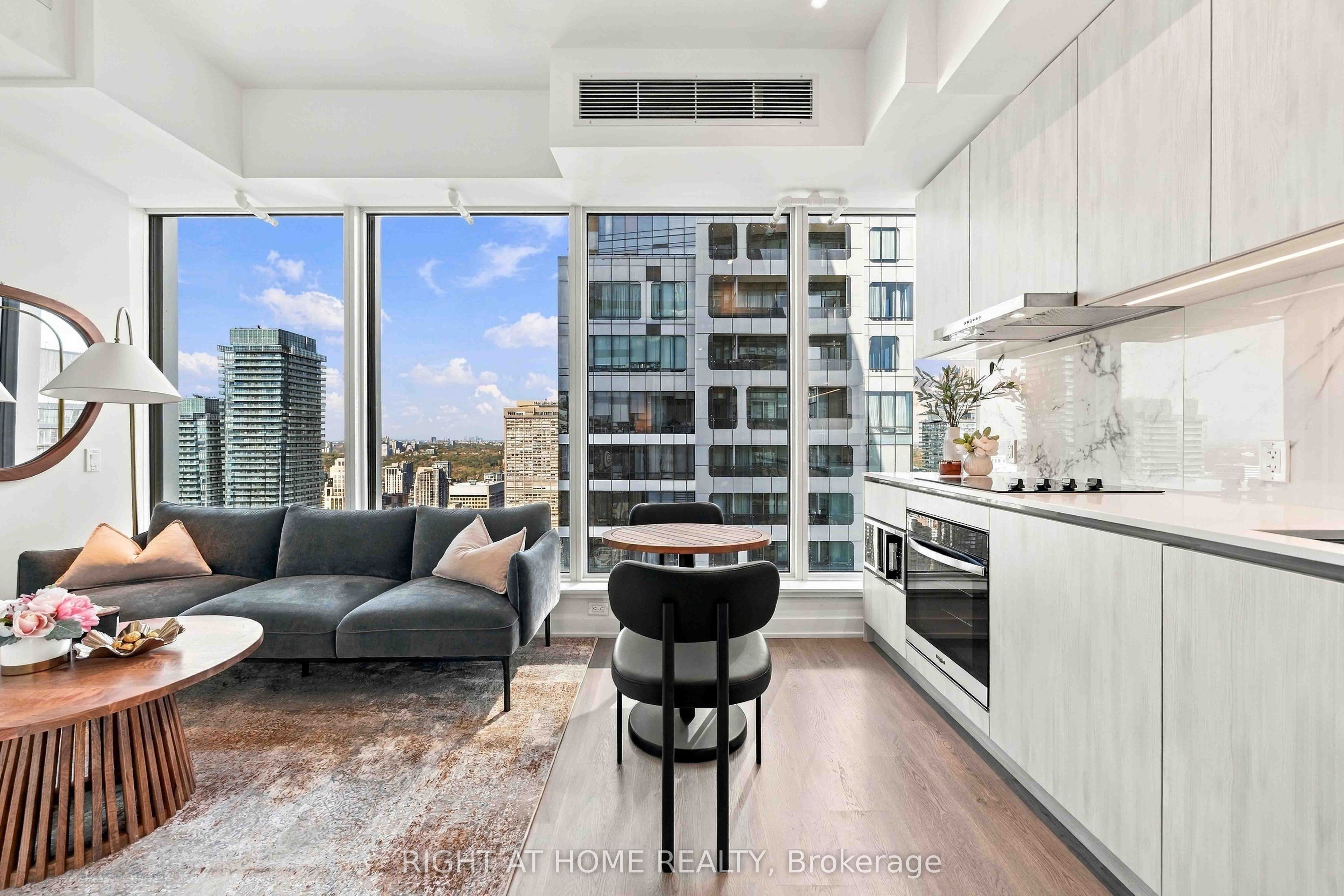 8 Wellesley Street W 5205 Property Photo 17