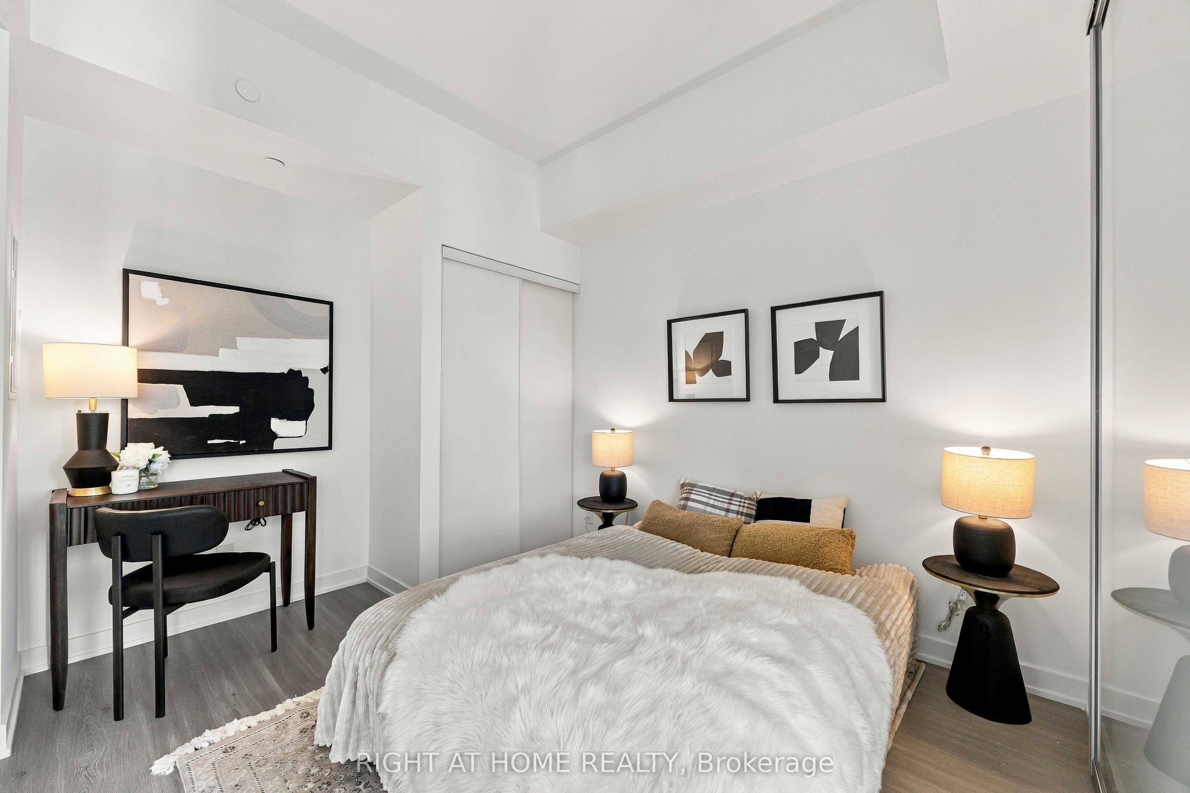 8 Wellesley Street W 5205 Property Photo 20