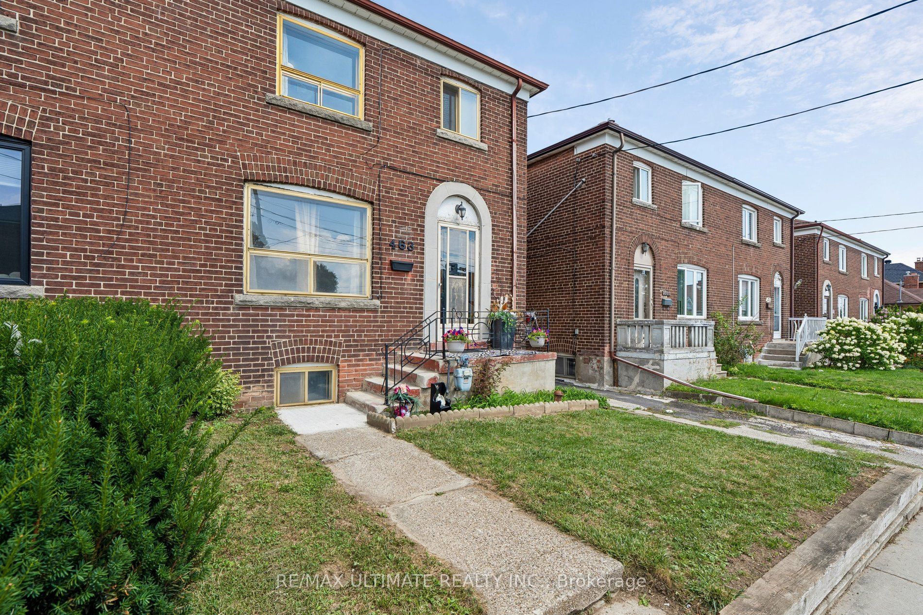 463 Oakwood Avenue Property Photo 1