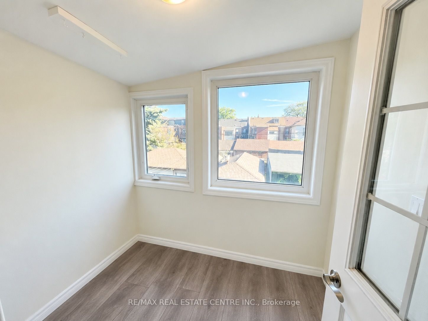 200 Roxton Road Property Photo 14
