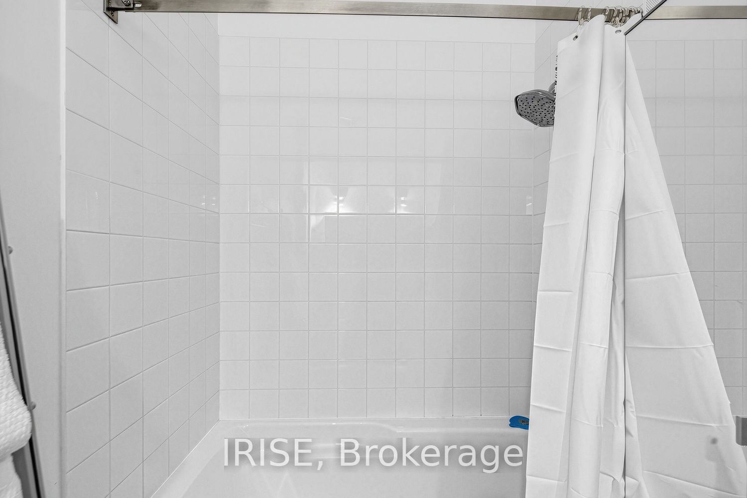 135 Dalhousie Street W 201 Property Photo 14