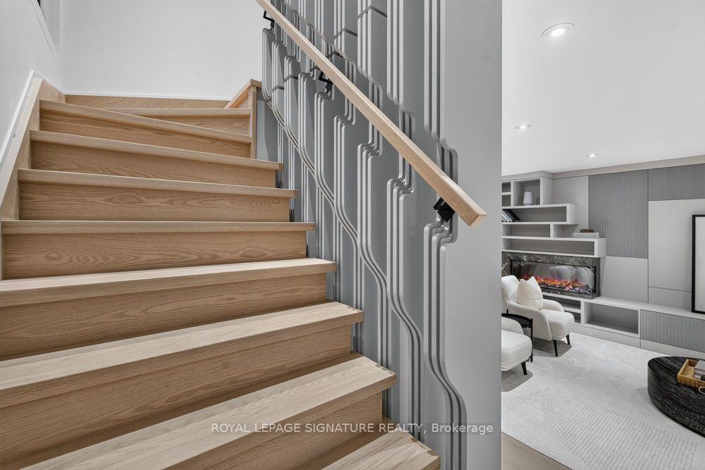 217 Chaplin Crescent Property Photo 24