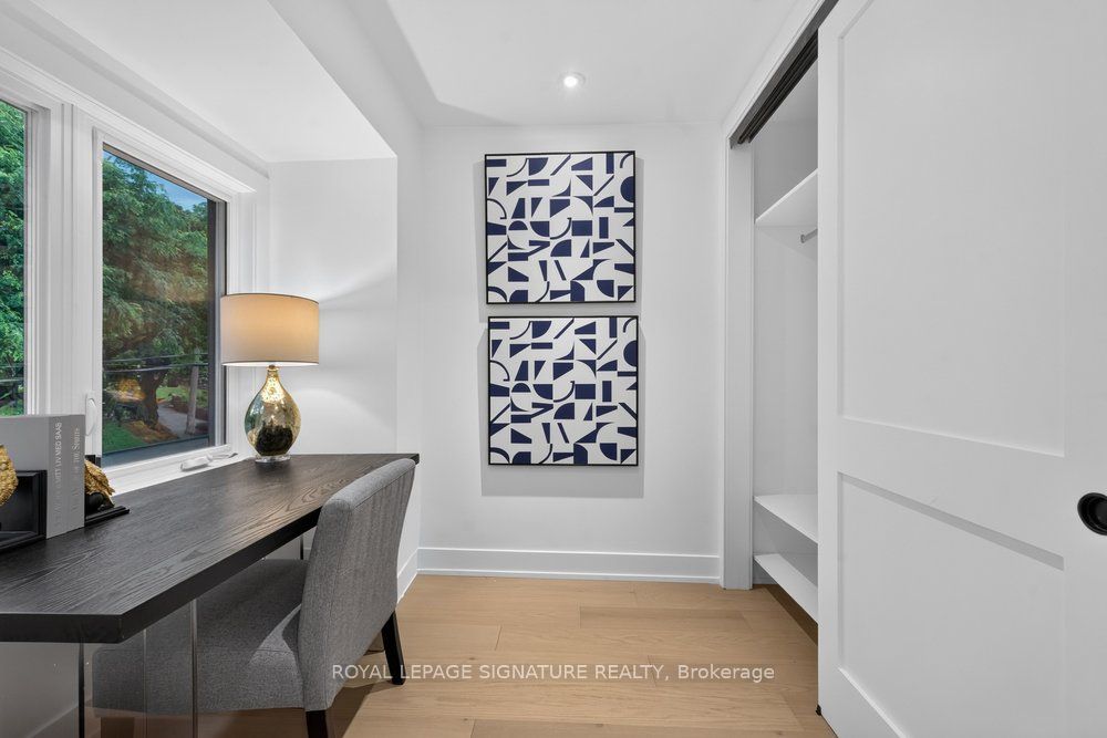 217 Chaplin Crescent Property Photo 31