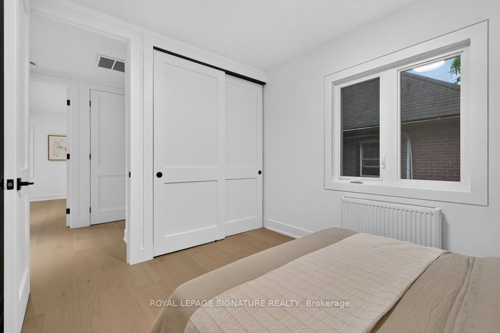 217 Chaplin Crescent Property Photo 34