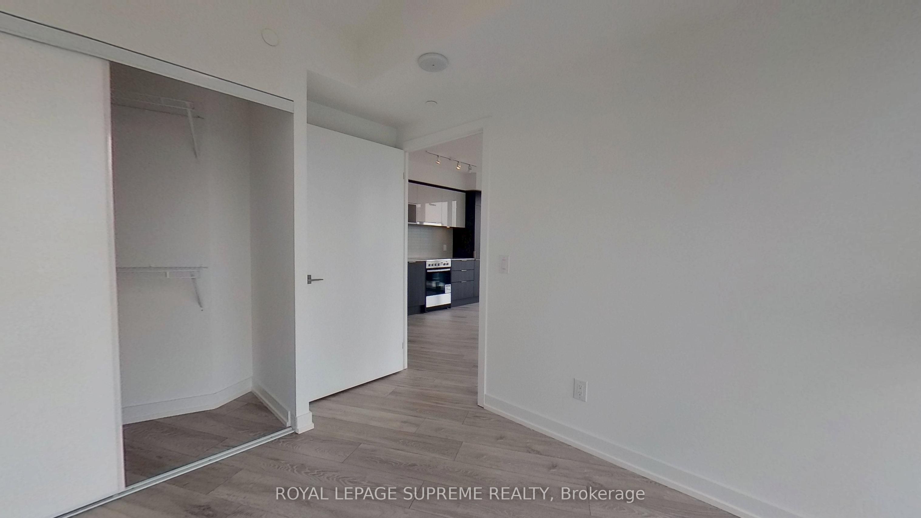 159 Wellesley Street E 2108 Property Photo 8