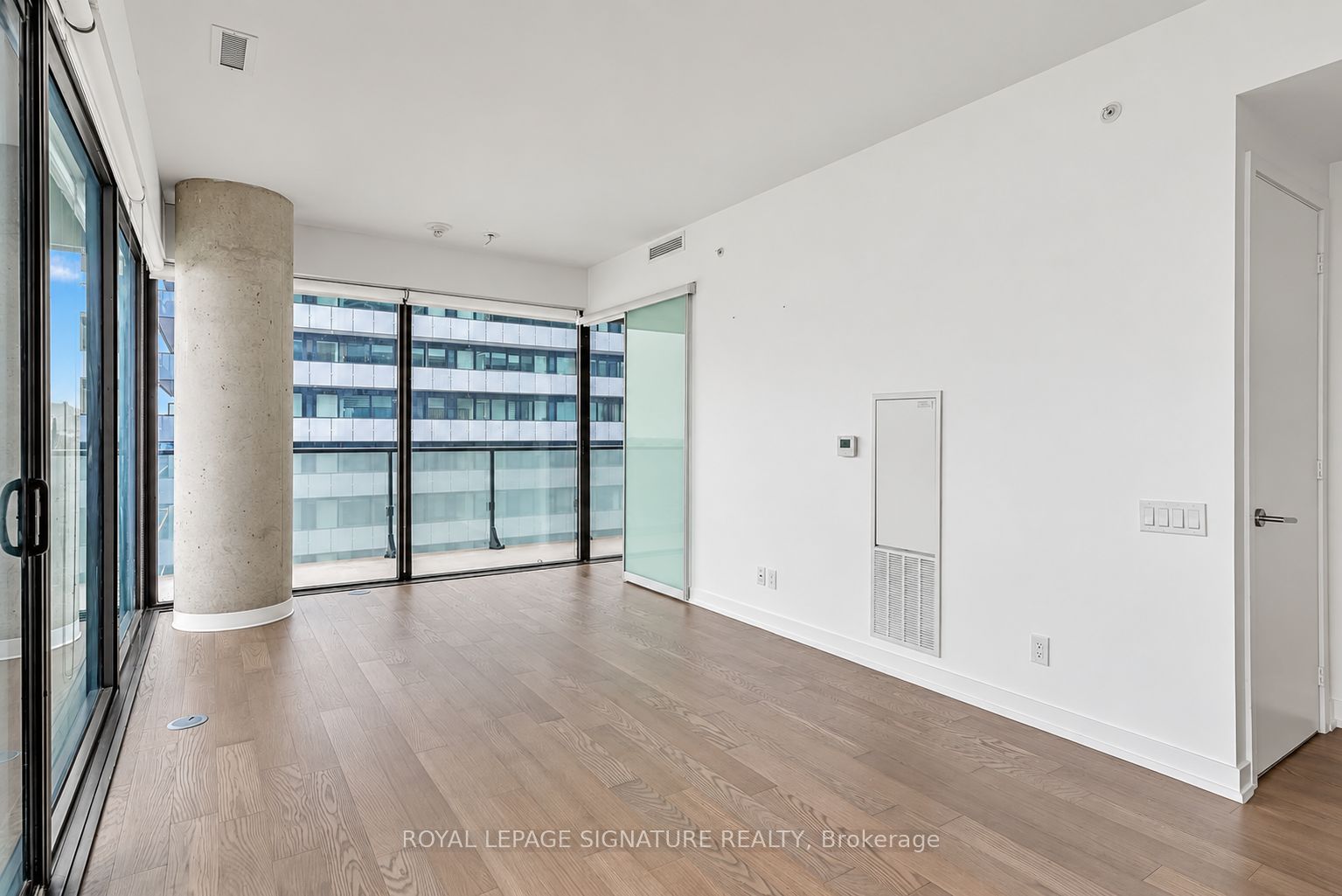 161 Roehampton Avenue 3604 Property Photo 6
