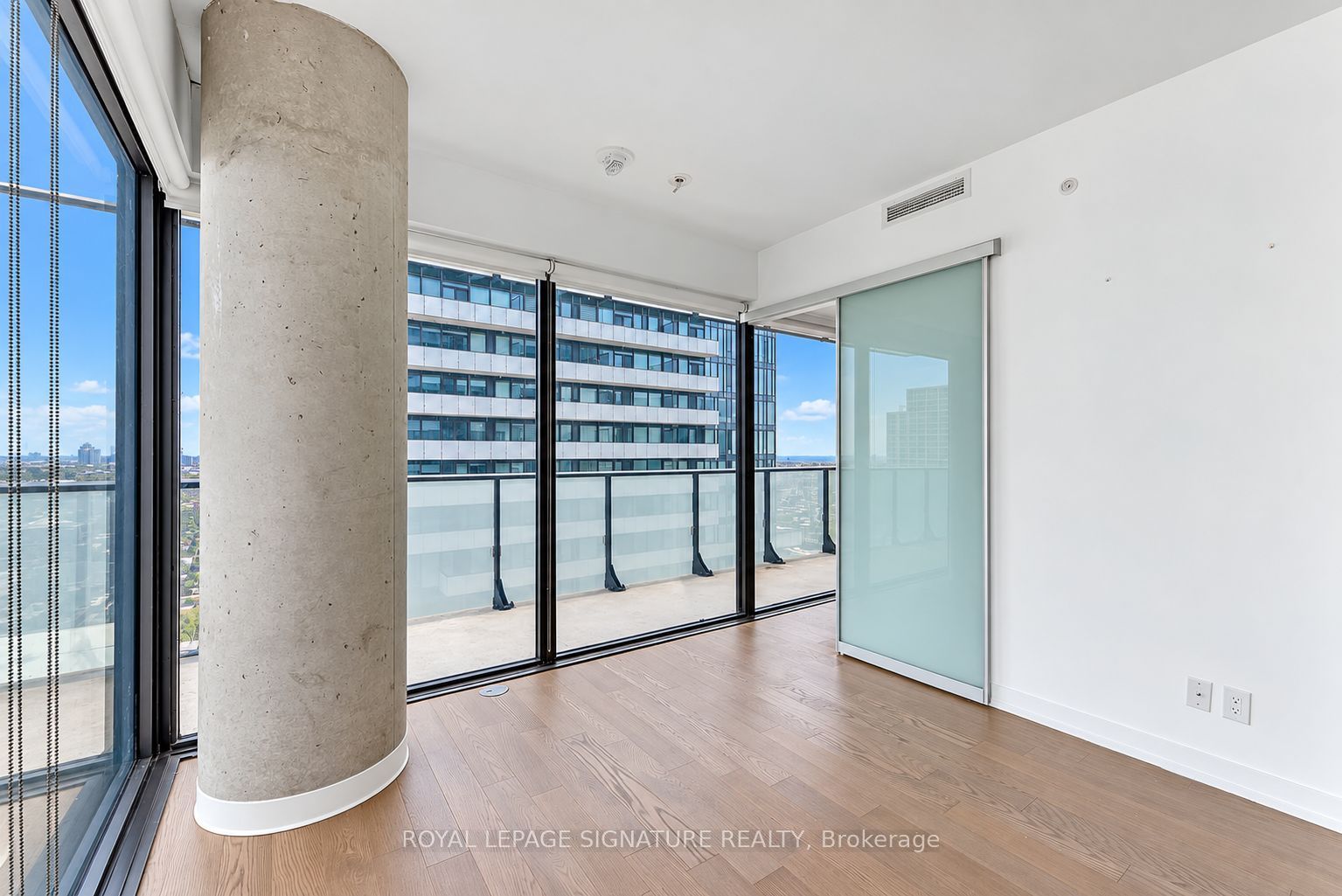 161 Roehampton Avenue 3604 Property Photo 7