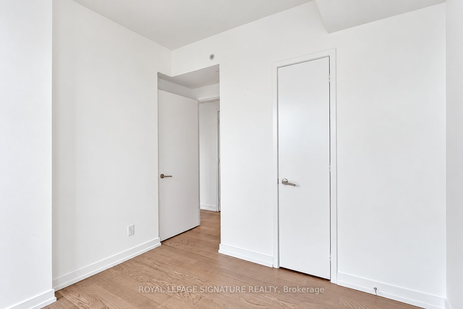 161 Roehampton Avenue 3604 Property Photo 17