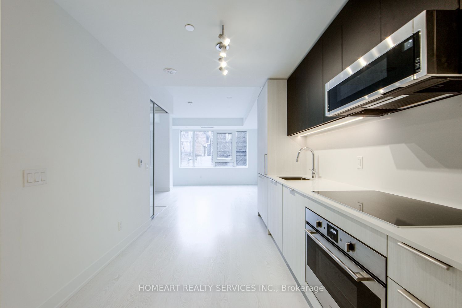 308 Jarvis Street 205 Property Photo 1