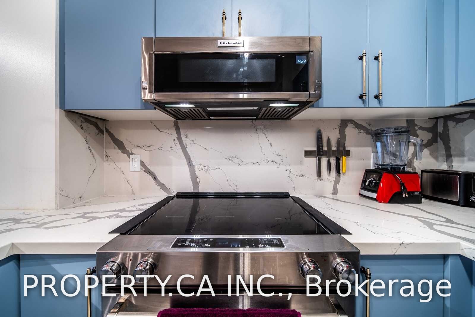 219 Fort York Boulevard 318 Property Photo 5