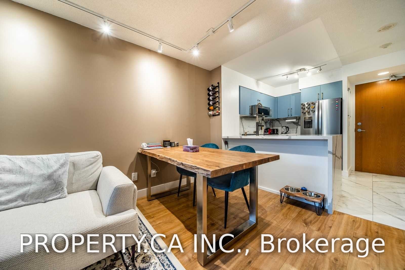 219 Fort York Boulevard 318 Property Photo 7