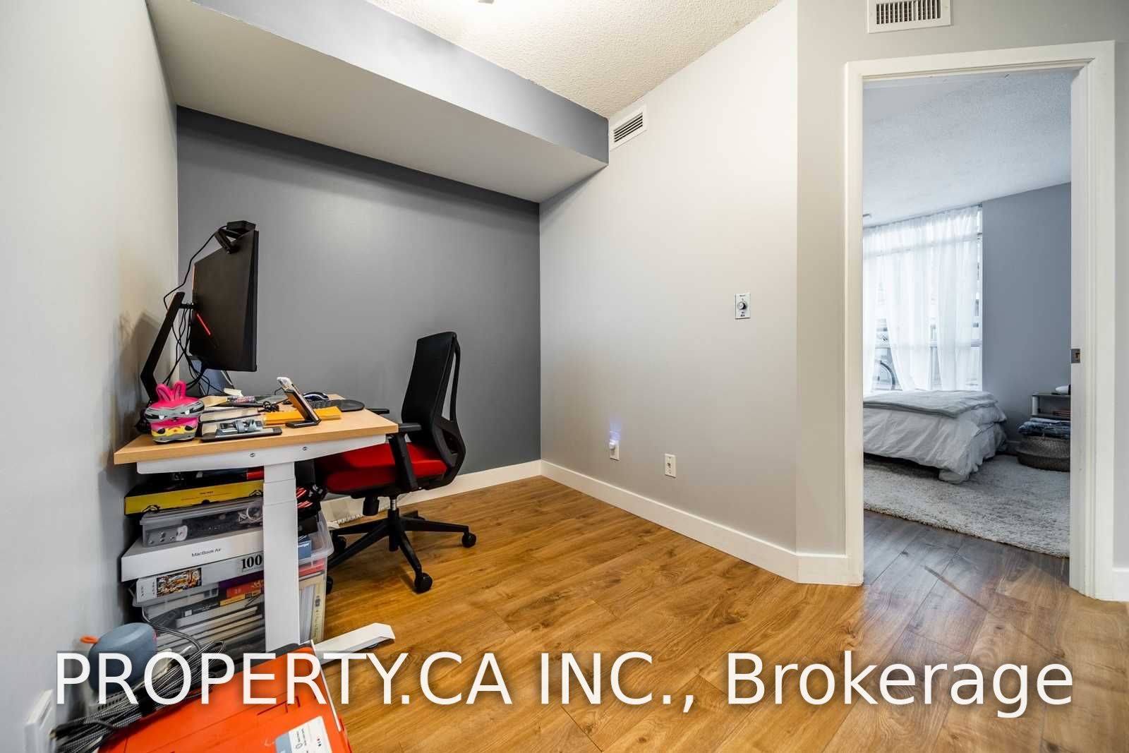 219 Fort York Boulevard 318 Property Photo 14