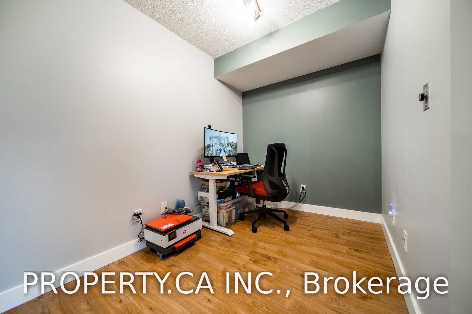 219 Fort York Boulevard 318 Property Photo 15